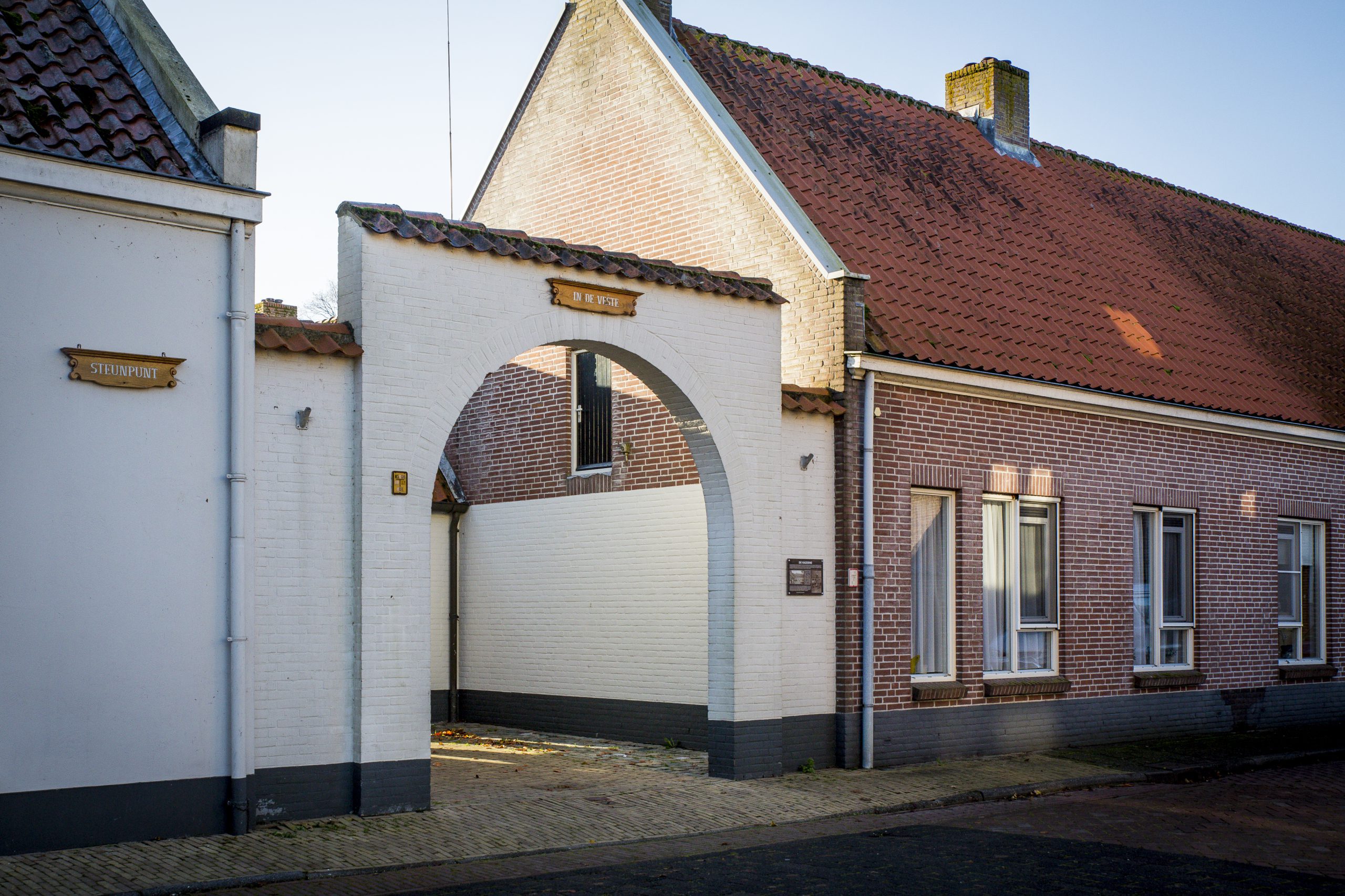 Surplus In de Veste Willemstad